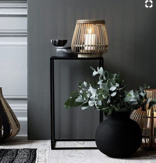 dekoratif siyah vazo modelleri