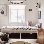 İskandinav süslemeleri ile çocuk yatak odası