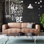 kahverengi koltukla oturma odası dekorasyonu