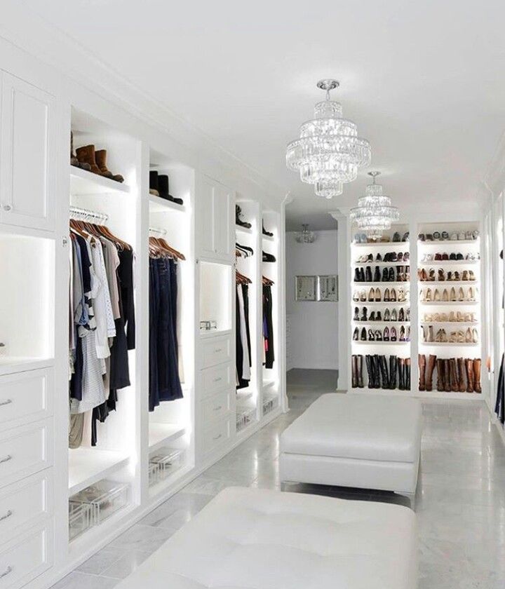 beyaz giyinme odası
