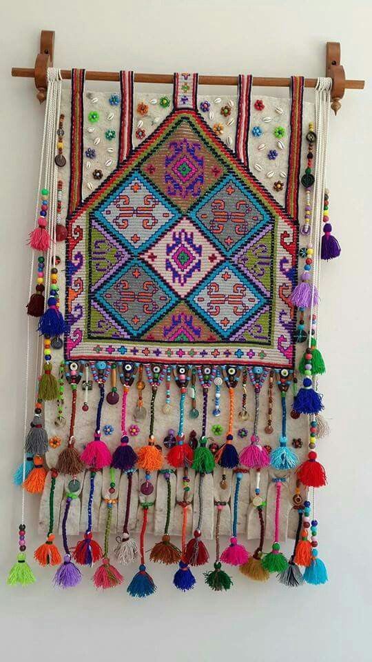 Kilim dokuması duvar süsü