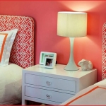 Mercan rengi yatak odası