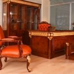 Klasik stil ofis mobilyası