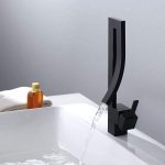 Modern Mat Siyah Banyo Bataryası