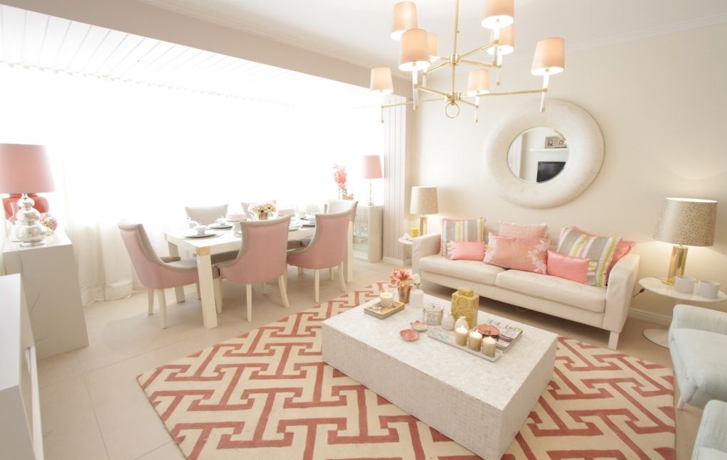 Salon Duvarı İçin Neoklasik Tasarım