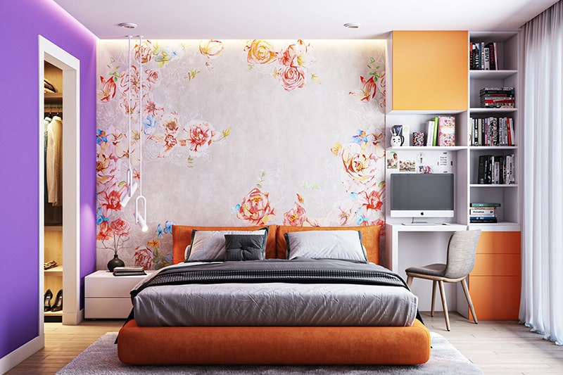 Turuncu ve morun yanmış bir varyantı ile cesur yatak odası renk kombinasyonu