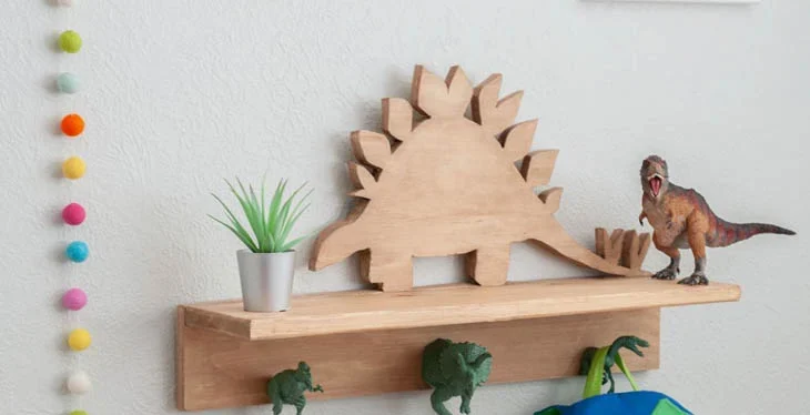 Kanca olarak dinozor figürlü DIY ahşap dinozor rafı