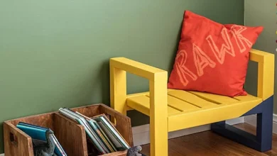 DIY çocuklar modern tezgah koltuğu kırmızı yastıkla sarıya boyanmış